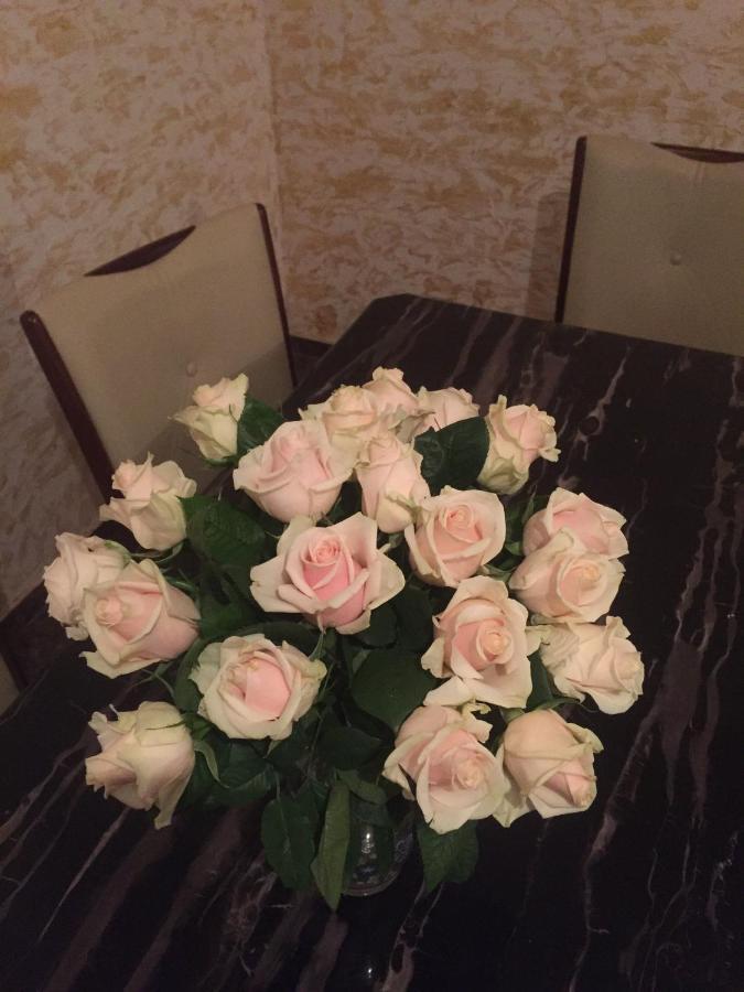 Friend'S House Rooms Near Airport Ghukasavan Екстер'єр фото