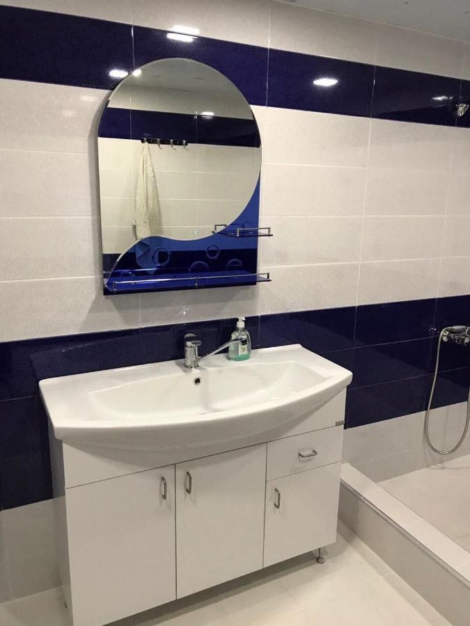 Friend'S House Rooms Near Airport Ghukasavan Екстер'єр фото