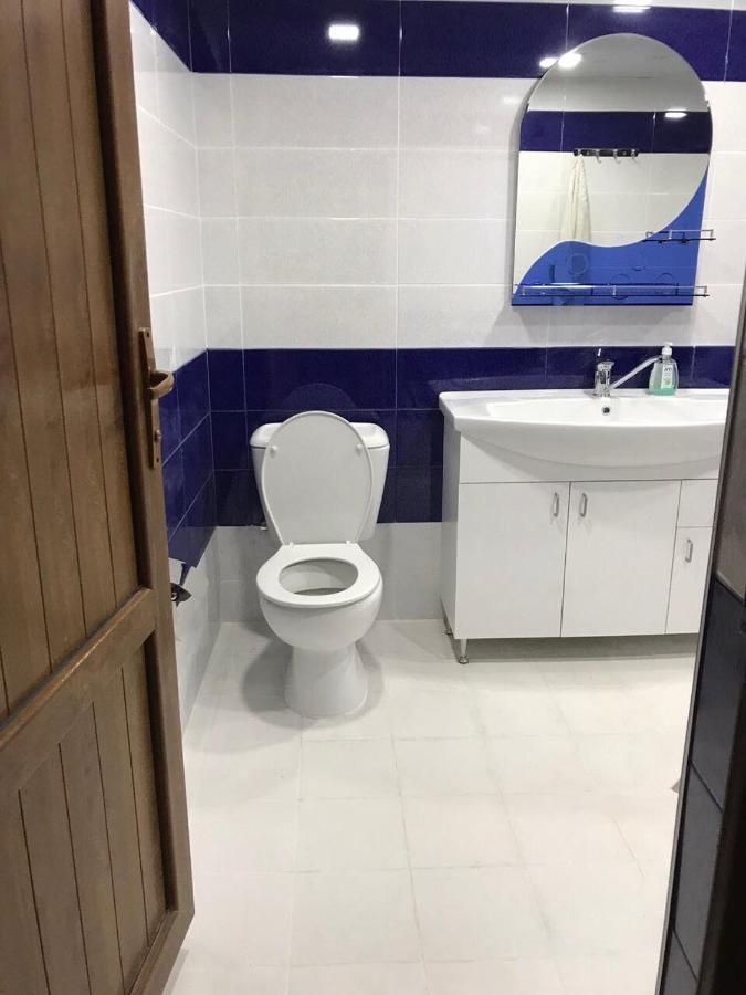 Friend'S House Rooms Near Airport Ghukasavan Екстер'єр фото